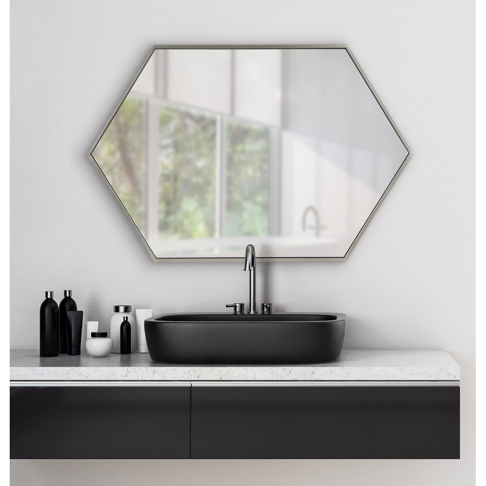 Настенное зеркало в стиле лофт для ванной комнаты