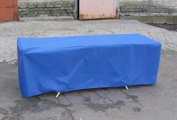 Защитный чехол на торговую витрину
