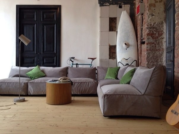 Купить бескаркасный угловой диван для дома