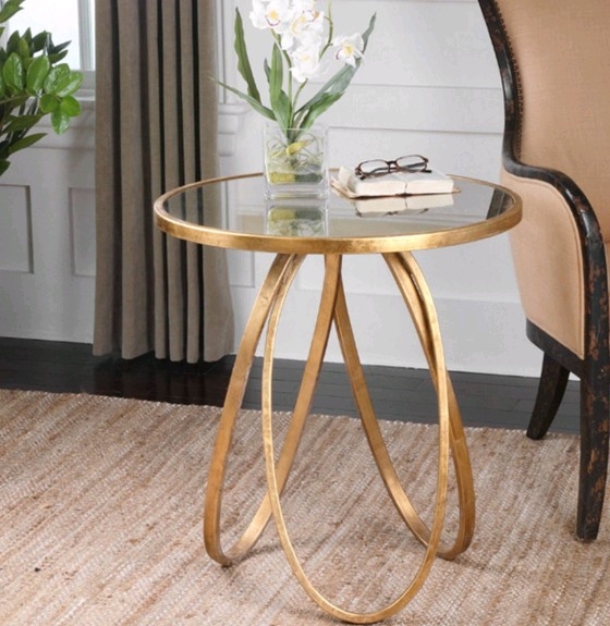 Дизайнерский круглый столик в стиле Лофт