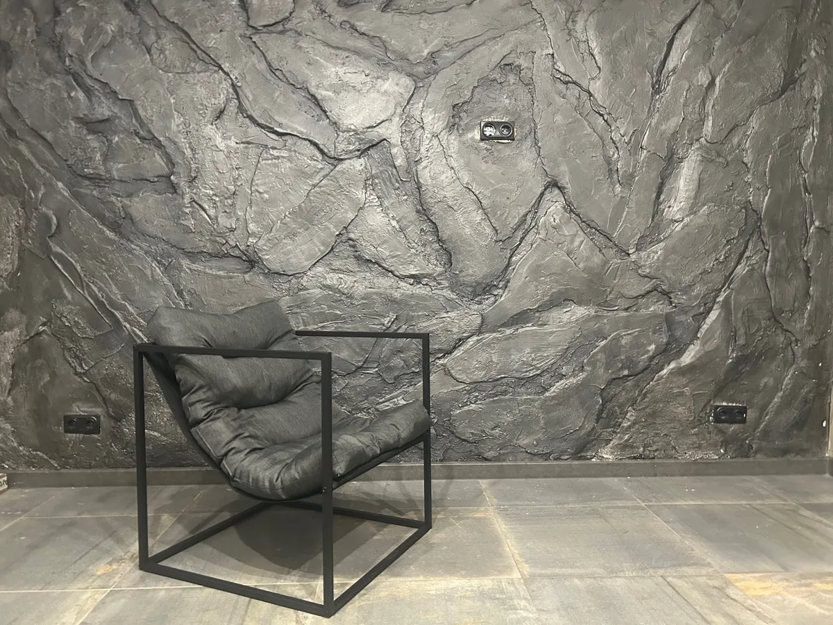 Кресло Лаунж в стиле минимализм