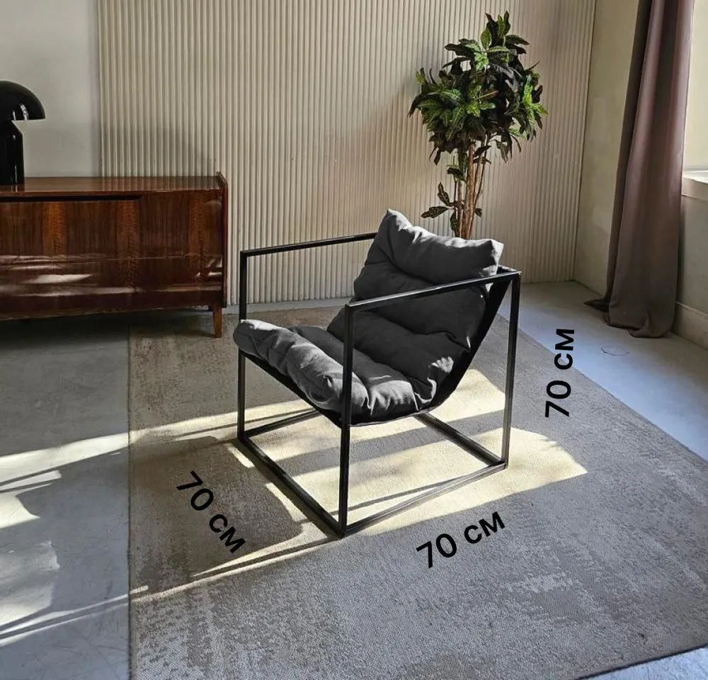 Кресло Лаунж в стиле минимализм