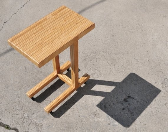 Купить прикроватный столик на колесиках в Украине